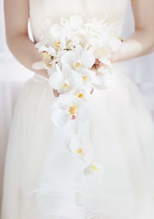 biały bukiet ślubny, bukiet ślubny z orchidei