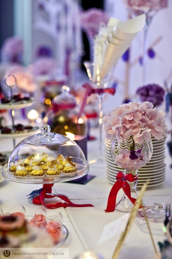 słodkie stoły, słodkości na ślubie, smakołyki na ślub