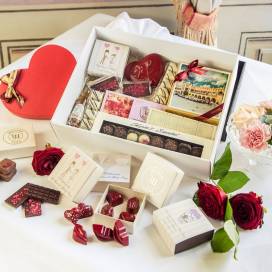Niespodzianka dla gości - rozkoszne słodkości czyli 10 nietuzinkowych propozycji na słodkie prezenty dla gości weselnych