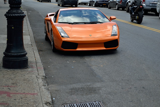 Pomarańczowe Lamborghini Gallardo