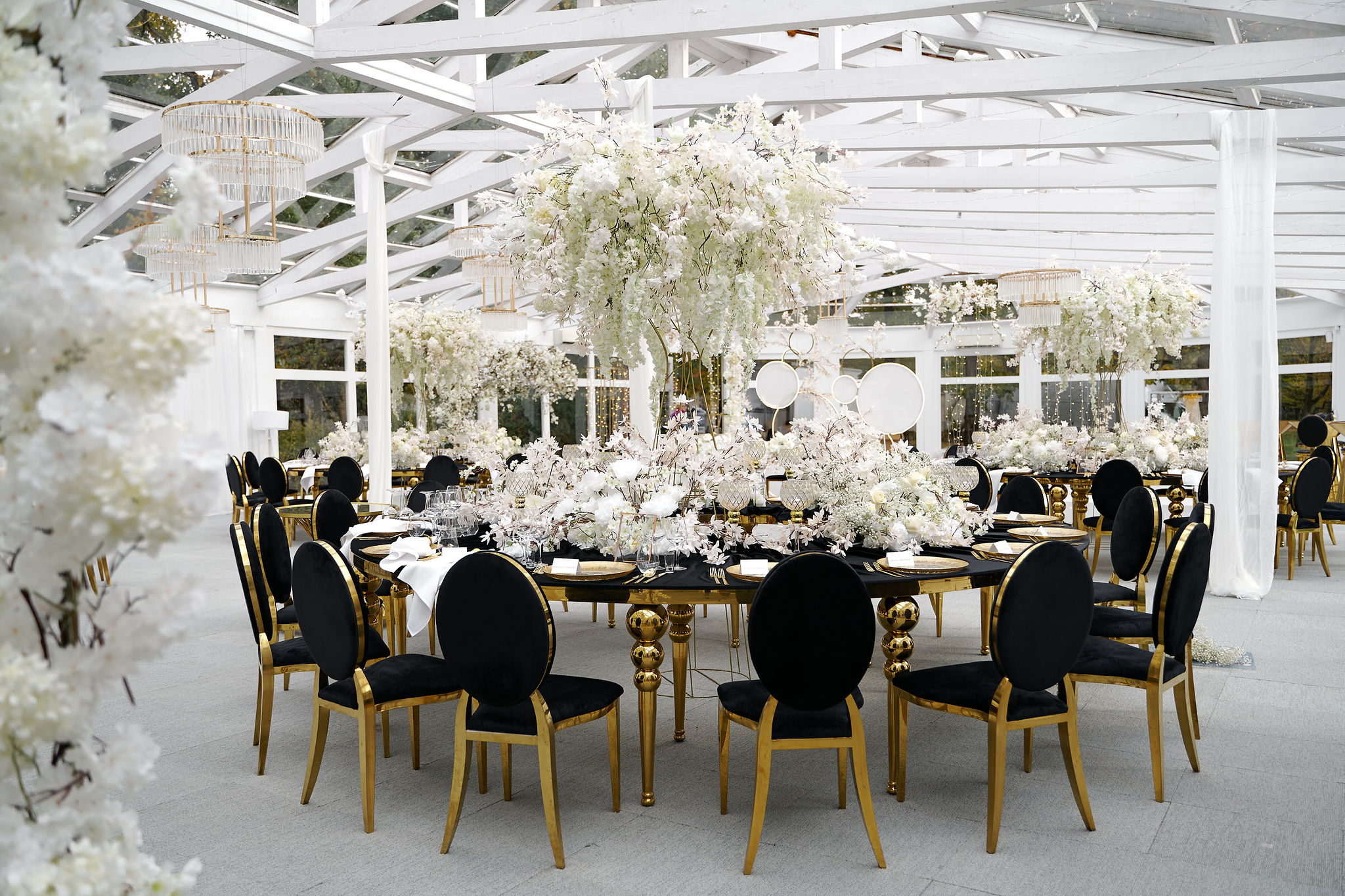 wypozyczalnia dekoracji slubnych