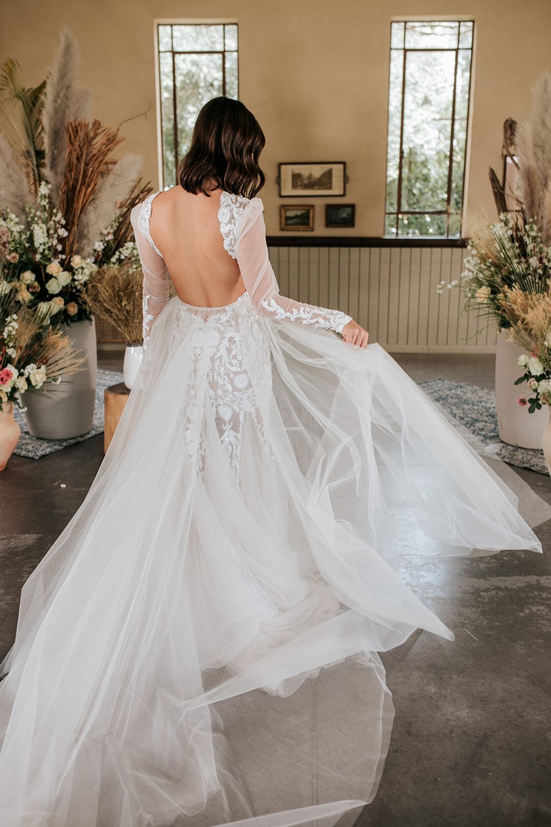 ślub wesele suknia ślubna Panna Młoda BERTA Bridal S/S2022 kolekcja ślubna Berta Bridal 2022 inspiracje porady 