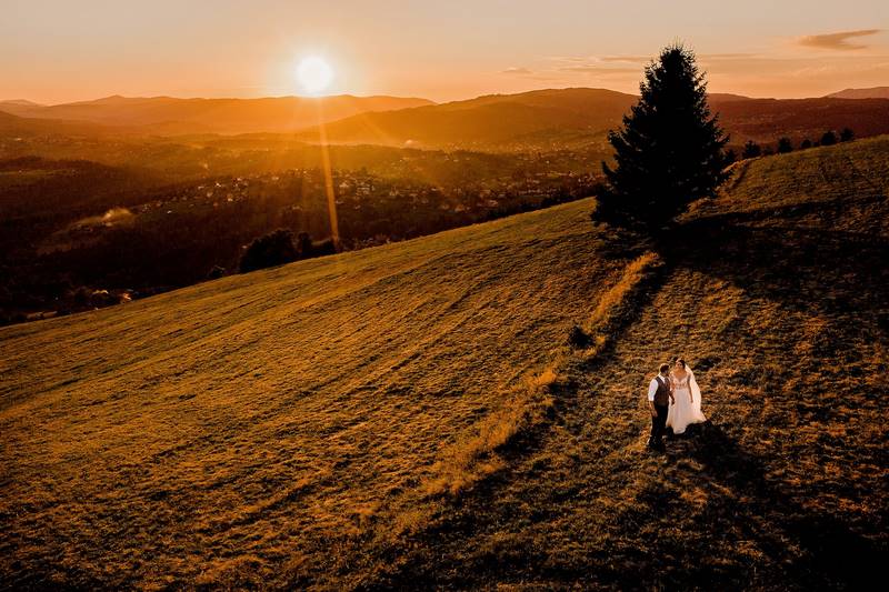 Fotodziwaki zdjęcia które zachwycają 2020 ślub wesele fotografia ślubna fotograf ślubny fotograf weselny reportaż ślubny reportaż weselny sesja ślubna inspiracje 2021 trendy ślubne 2021 www.abcslubu.pl 