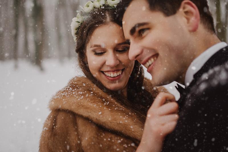 ślub wesele zimowy ślub zimowe wesele zimowa sesja ślubna sesja ślubna zimą inspiracje fotografia ślubna Ajem Stories: fine-art weddings