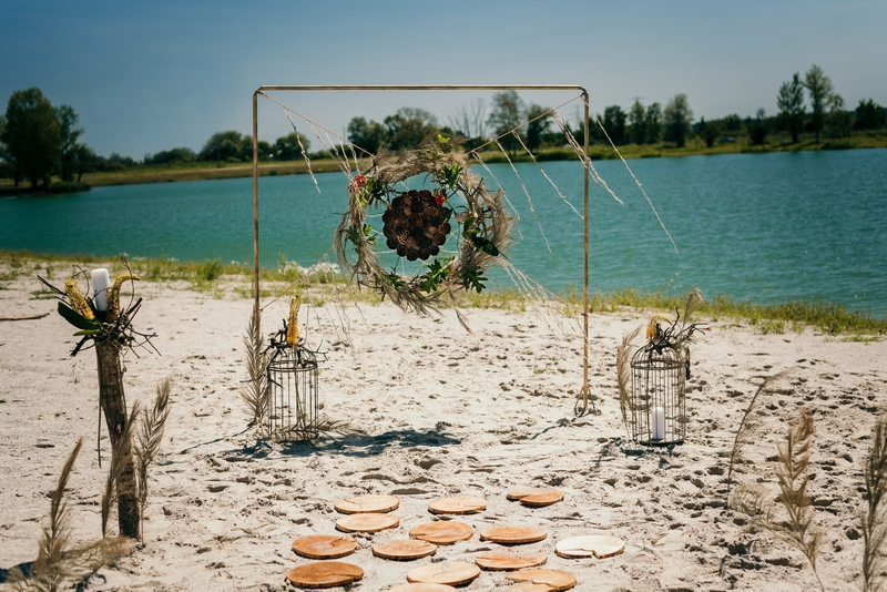 backdrop dekoracje ślubne sesja ślubna na plaży mix&match etno