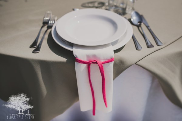 dekoracje ślubne na stół weselny