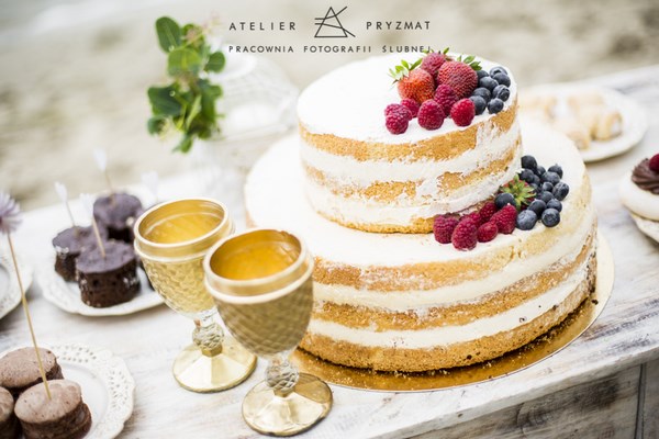 słodki bufet, dekoracje ślubne i naked cake