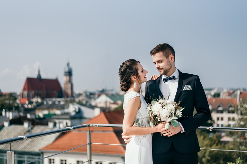 sesja ślubna kraków suknia ślubna garnitur bukiet ślubny