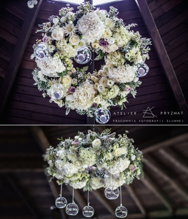 dekoracje ślubne żyrandole kwiatowe
