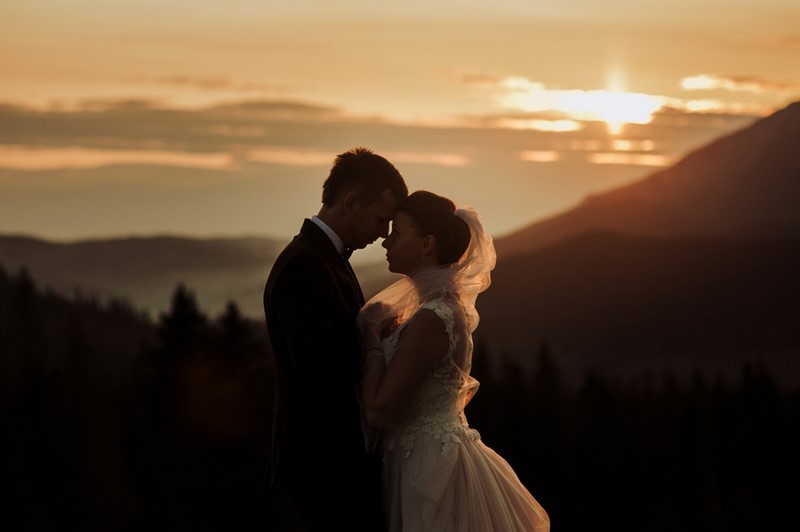 ślub wesele plener ślubny Tatry Rusinowa Polana kasprowy Wierch suknia ślubna garnitur ślubny plener ślubny sesja ślubna sesja plenerowa małżeńska Anna Krupka Wedding Photography inspiracje 