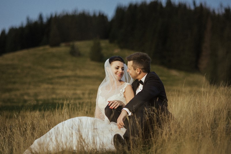 ślub wesele plener ślubny Tatry Rusinowa Polana kasprowy Wierch suknia ślubna garnitur ślubny plener ślubny sesja ślubna sesja plenerowa małżeńska Anna Krupka Wedding Photography inspiracje 