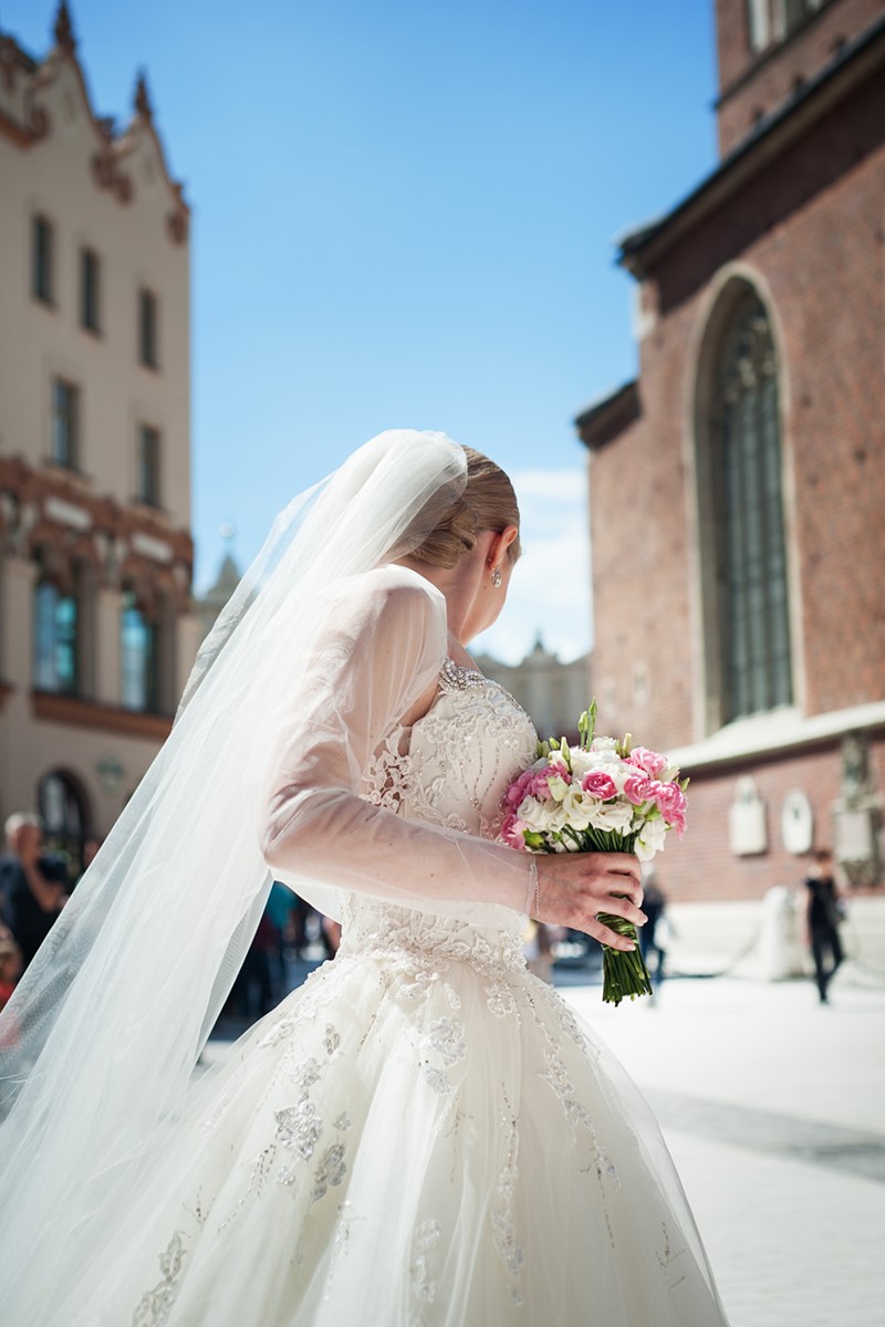 ślub wesele rzeczywisty ślub sesja zdjęciowa panna młoda pan młody kraków fotograf Tomasz Dytko EnStudio inspiracje