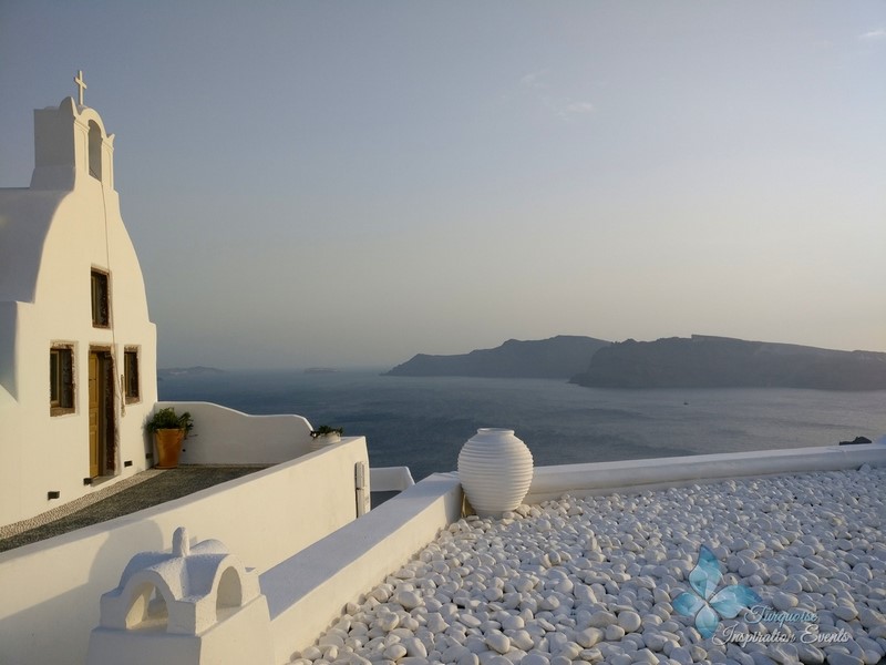 ślub wesele destinaton wedding inspiracje Turquoise Inspiration Events Santorini Grecja ślub w Grecji ślub na plaży ślub na wyspie 