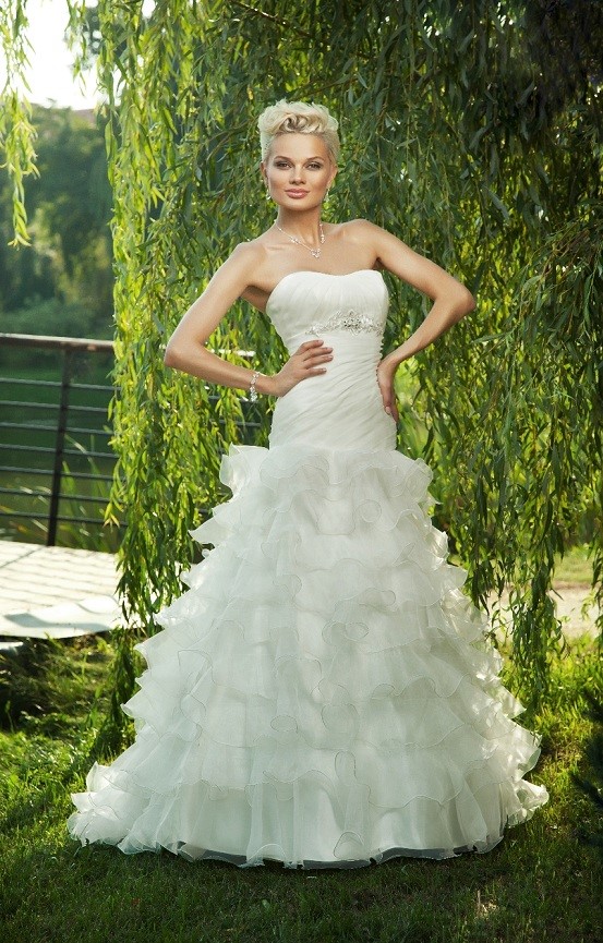 Suknia ślubna Annais Bridal, model Adele