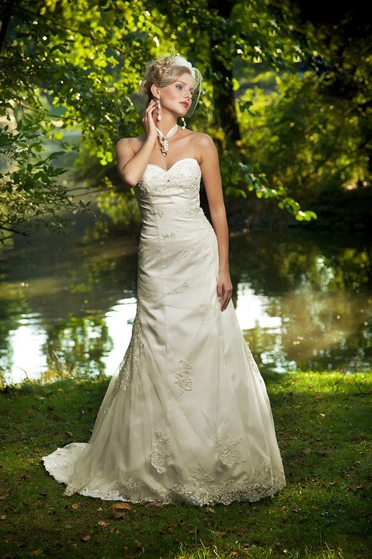 Suknia ślubna Annais Bridal, model Arianna