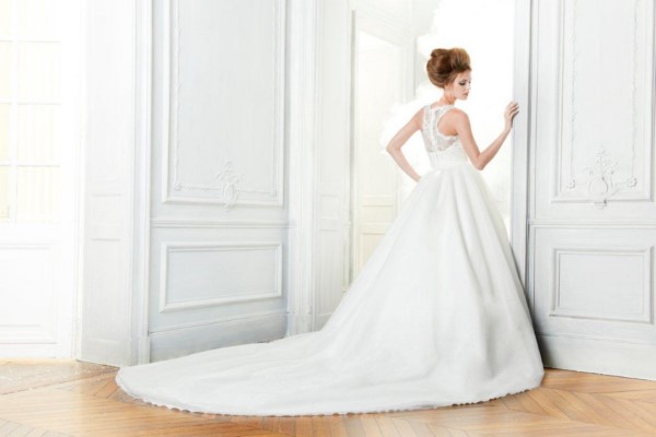 Suknia ślubna 2012, Pronuptia Paris, model Etourdissante