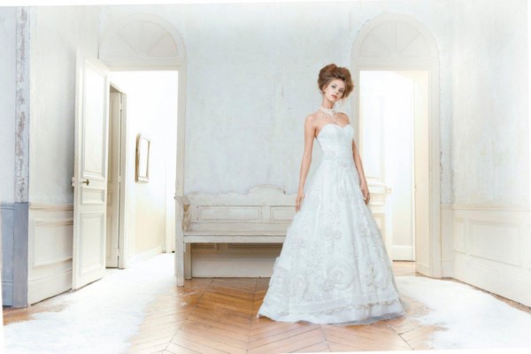 Suknia ślubna 2012, Pronuptia Paris, model Noce de Merisier