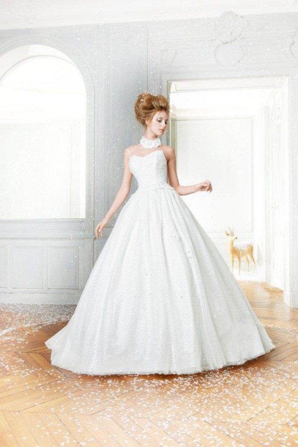 Suknia ślubna 2012, Pronuptia Paris, model Sensationelle