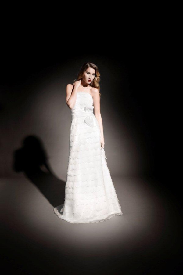 Suknia ślubna 2012, Pronuptia Paris, model Ecailles