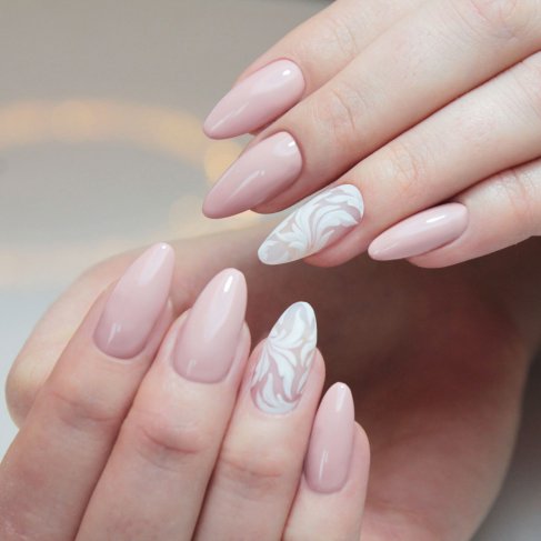 slub wesele paznokcie manicure malowanie paznokci trendy 2019 styl ślubne weselne french baby boomer wzorki manitul Semilac