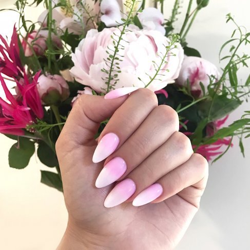 slub wesele paznokcie manicure malowanie paznokci trendy 2019 styl ślubne weselne french baby boomer wzorki manitul Semilac