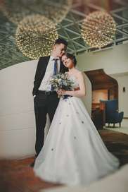 Niebieski kolorem przewodnim ślubu i wesela - sesja zdjęciowa