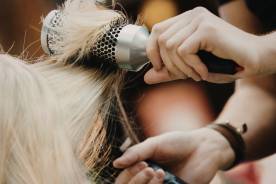 Jak skutecznie wykorzystać pianki do stylizacji włos&oacute;w w codziennej pielęgnacji i kreowaniu fryzur