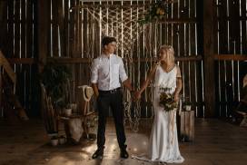 Pomysł na ślub i wesele w stodole z motywem kaktusów